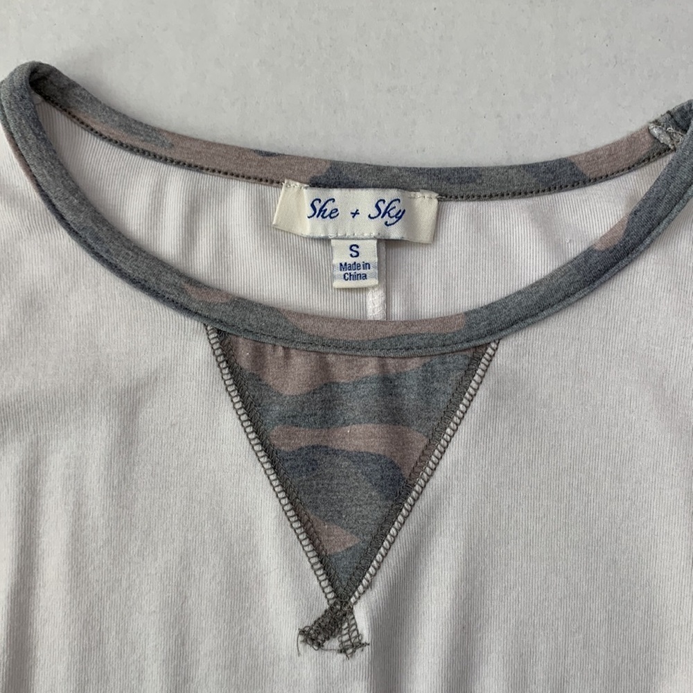 She + Sky Camo Accent Top - Picture 3 of 4
